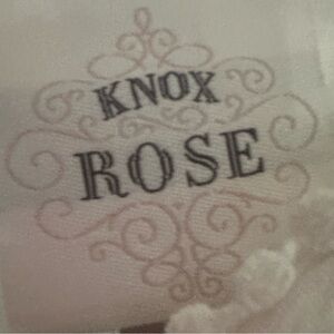 Knox Rose White Boho Blouse – Soft Texture & Feminine Detail🩷